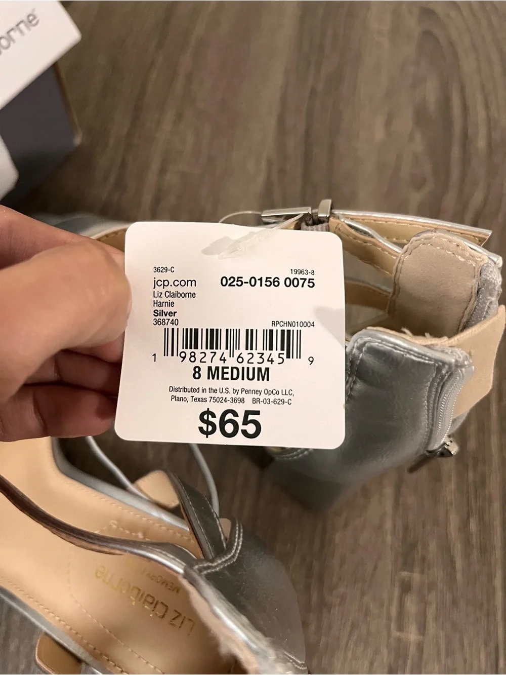 Liz Claiborne Women’s Harnie Silver Metallic Block Heel Sandals Size 8